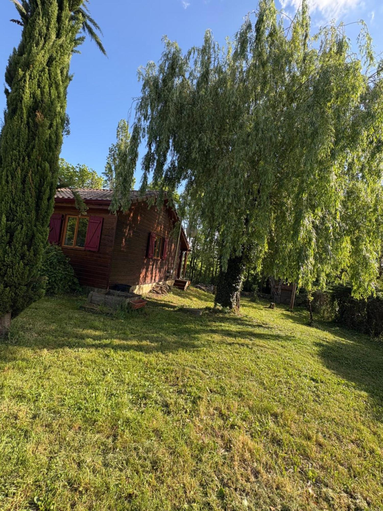 Chez Mamie Βίλα LʼIsle-Jourdain Εξωτερικό φωτογραφία